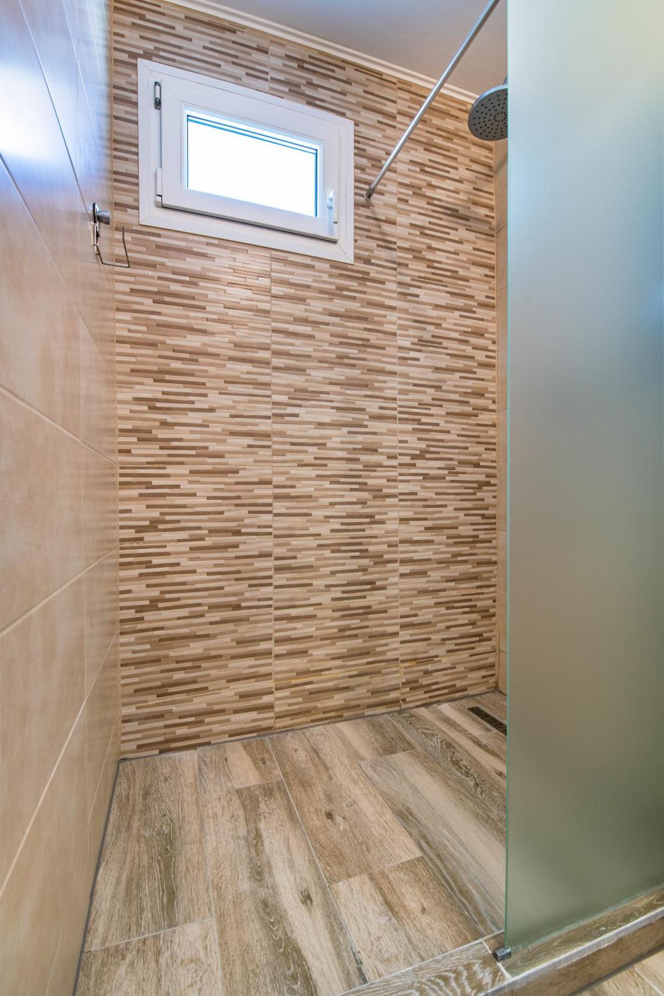 Springhome - Cozy Apartment With Balcony & Parking Braşov Exterior foto